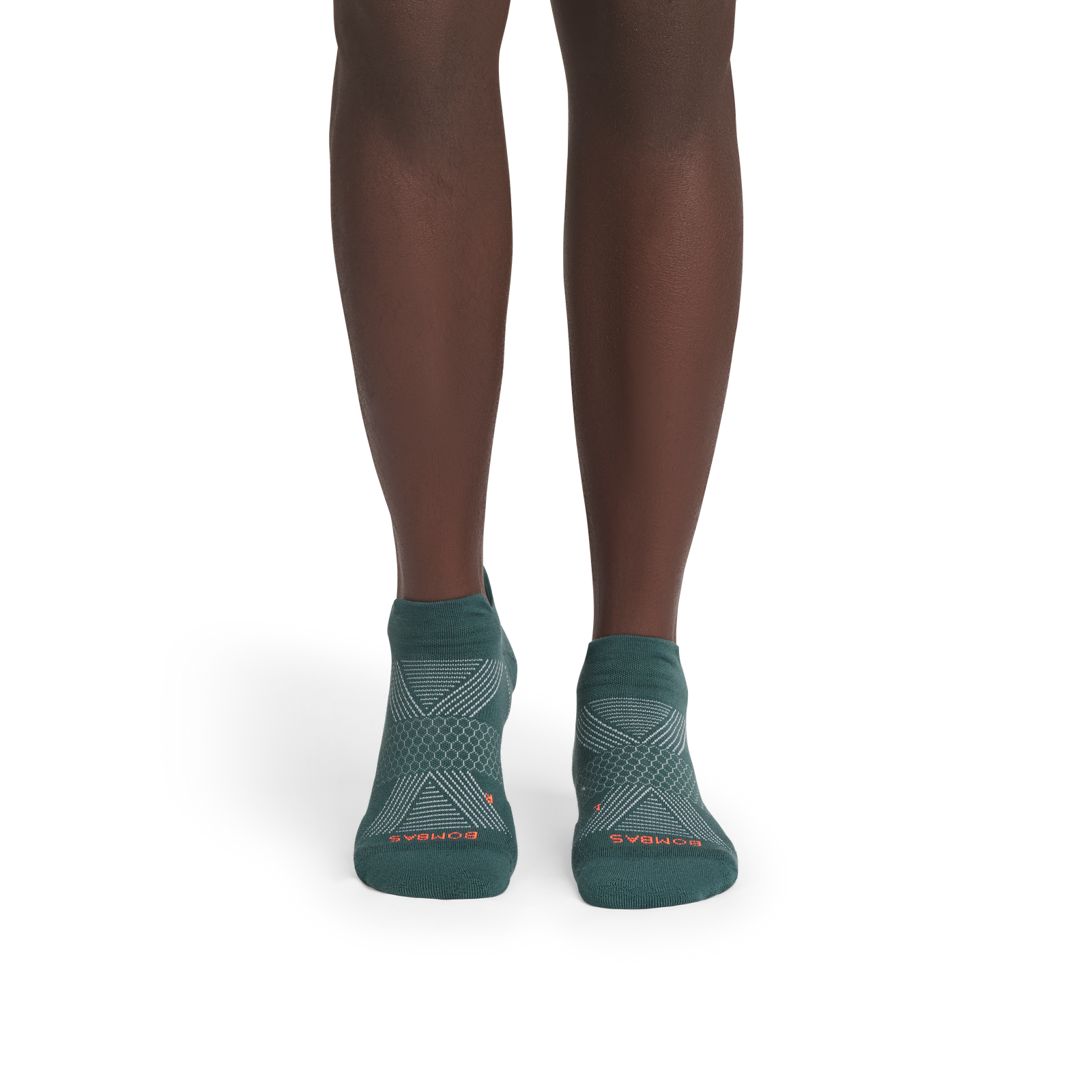 official-bombas::10052-oceanshadow-adult-male-onmodel-2-transparent.png