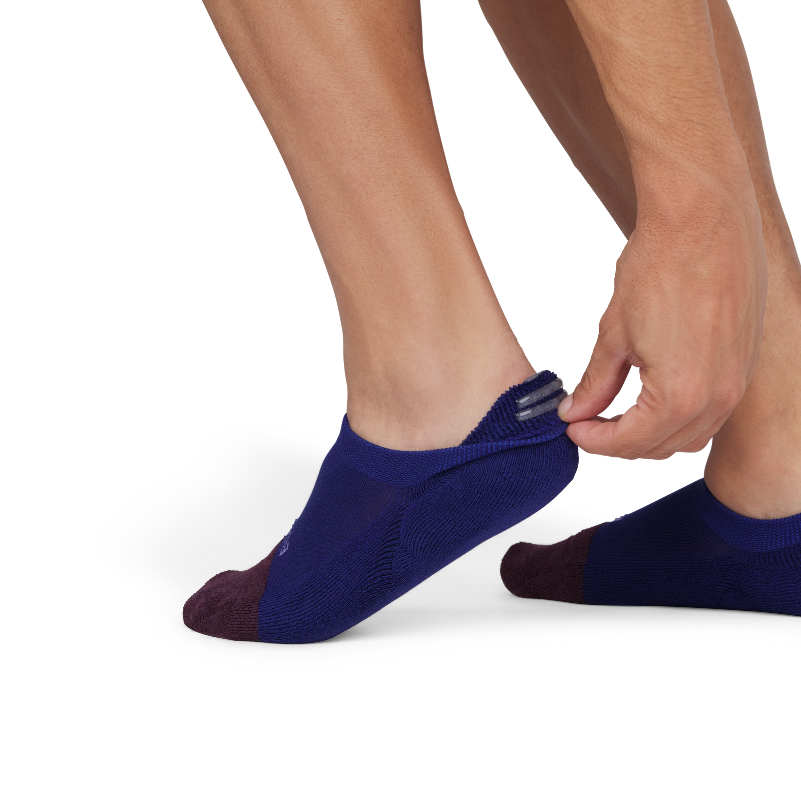 official-bombas::3023-cosmicnight-nightbloom-adult-male-onmodel-3-transparent.png