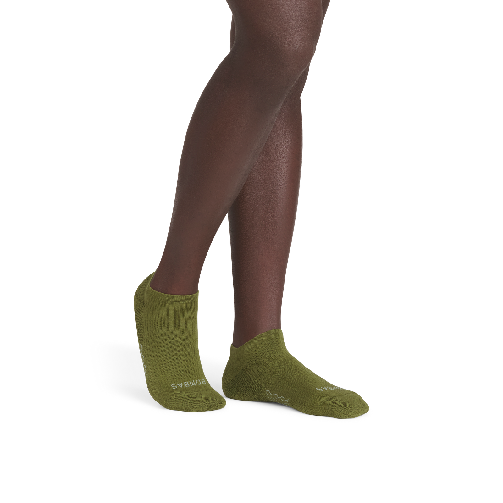 official-bombas::9034-fieldgreen-adult-male-onmodel-2-transparent.png