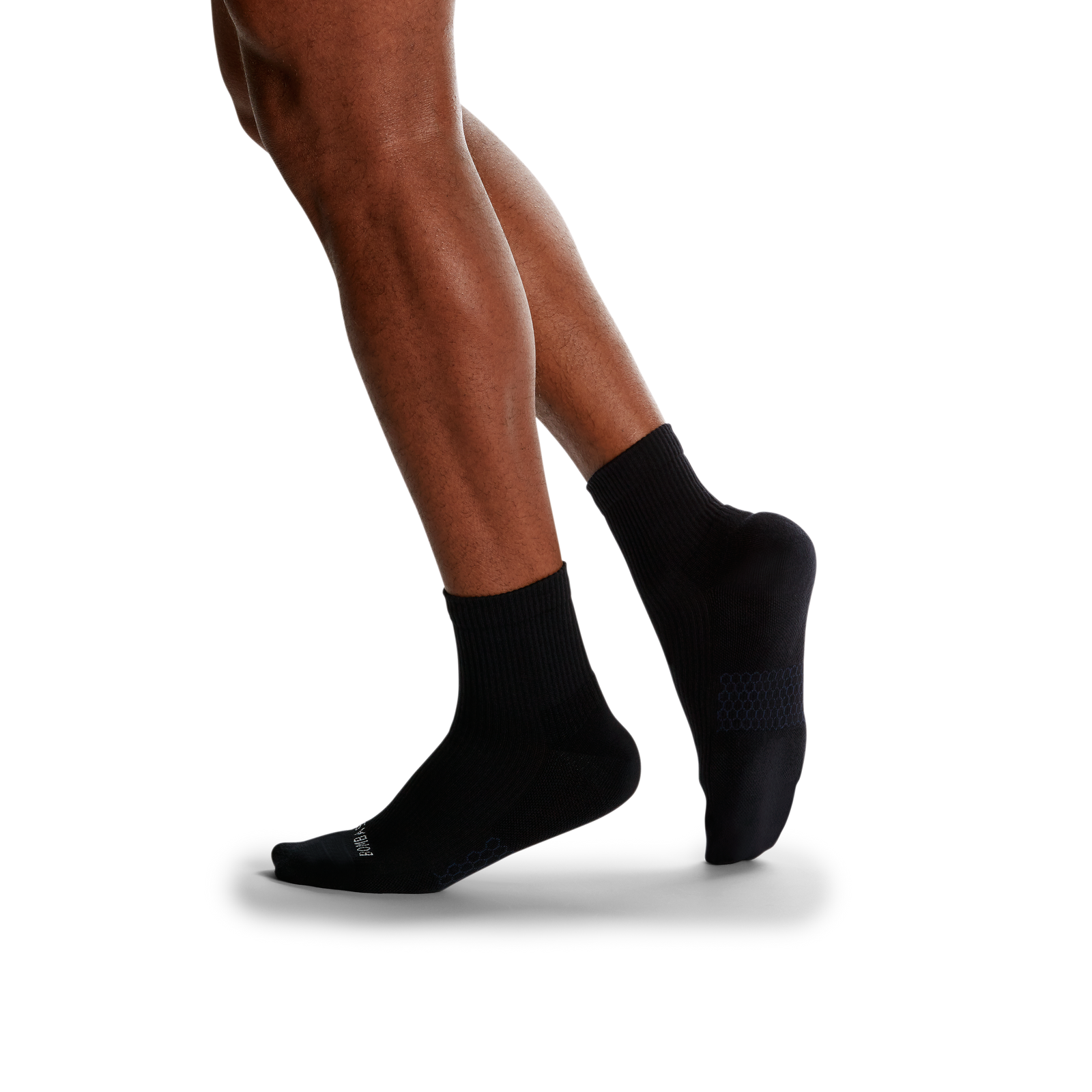 official-bombas::black-onmodel-2-transparent_d5c39f2f-6dfa-475c-902e-cff4bce3fdda.png